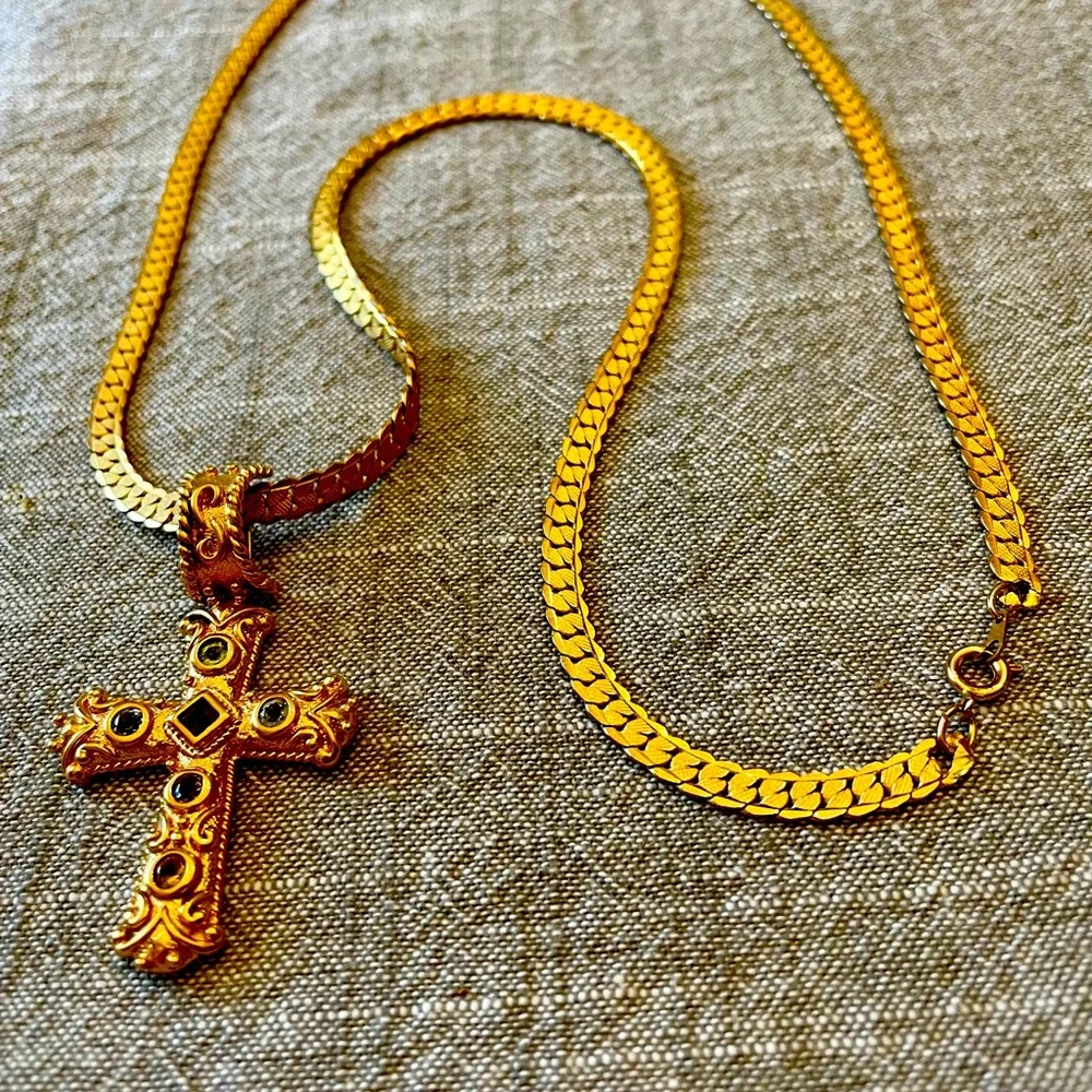Cross necklace